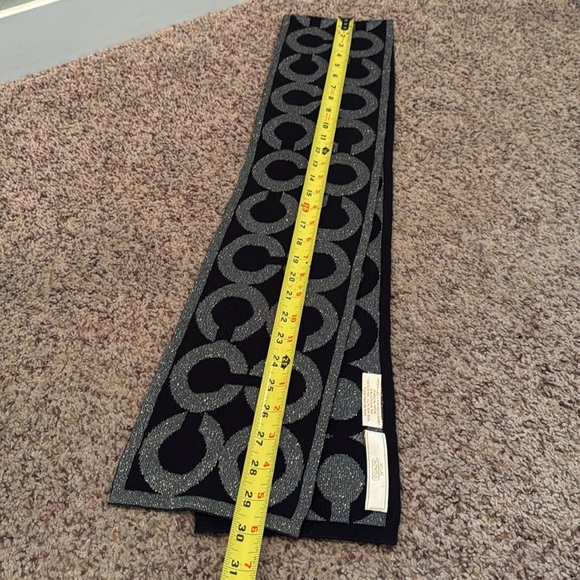 COACH Merino Wool Logo Scarf and Hat Set - NWOT - Picture 6 of 8